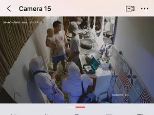 Video: CCTV Billy Syahputra Cekcok dengan Penjaga Toilet di Kuta Bali