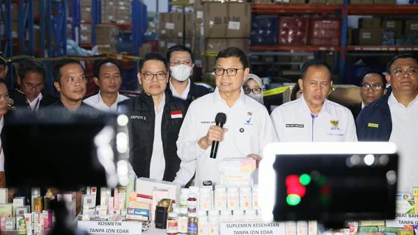 Penampakan Gudang Skincare-Suplemen Ilegal di Tangerang Temuan BPOM, Nilainya Capai Rp 25 M!
