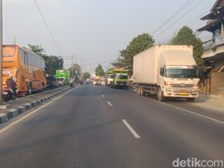 Jalan Jogja-Solo Masih Ditutup Imbas Kebakaran Toko Trans Home