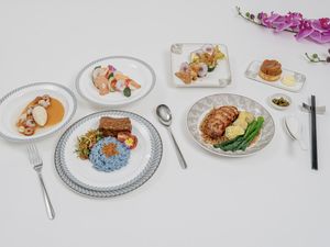 Singapore Airlines Rilis 100 Menu Baru, Ada Lobster hingga Nasi Padang!
