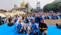 Pecahkan Rekor MURI, 500 Bapak Kompak Siapkan Sarapan untuk Istri