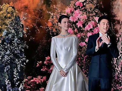 Potret Pernikahan Supermodel yang Disebut Ambil Alih Bisnis Keluarga Kasino
