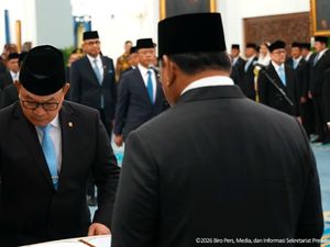 Isi Garasi Menko Polkam Dudung: Veloz hingga Corolla Cross