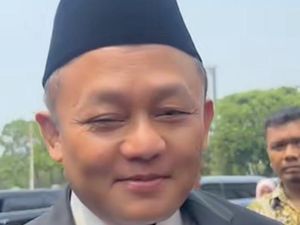 Sekjen Golkar Berdasi Biru, Tiba di Istana Jelang Pelantikan