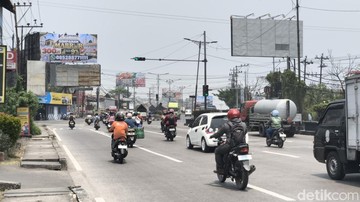 Pantura Semarang Berselimut Asap, Diduga Imbas Kebakaran TPA Jatibarang