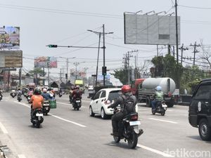 Pantura Semarang Berselimut Asap, Diduga Imbas Kebakaran TPA Jatibarang