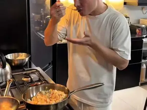 Disebut Suami Idaman, Nino Fernandez Jago Masak Nasi Goreng hingga Steak