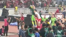 Video Euforia Indonesia Lolos ke Final, Emil Audero cs Jingkrak-jingkrak