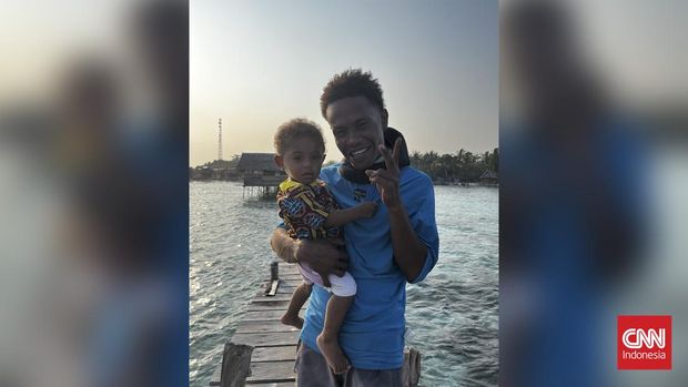 Kepulauan Fam, jadi salah satu pulau di gugusan Raja Ampat yang bisa jadi destinasi liburan untuk pecinta snorkeling hingga diving. CNNIndonesia/Tiara Sutari