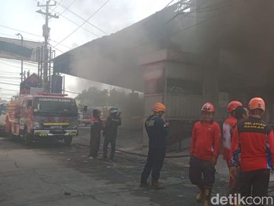 Penampakan Terkini Trans Home Sleman Hangus Usai Dilalap Api