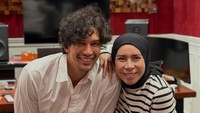 Berdua Lebih Baik Dirilis Lagi Usai 16 Tahun, Melly Goeslaw Gandeng Dimas Beck