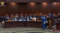 Momen Hakim MK Usir Ahli Relawan Gibran gegara Sebut Sidang Ilegal di Talkshow