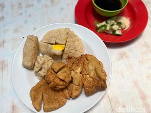 Dijamin Puas! Makan Pempek Asli Palembang di Jalan Garuda Kemayoran