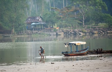 Dampak Sedimentasi Muara Batang Anai terhadap Rantai Pasok Maritim dan Peluang Mitigasi Infrastruktur