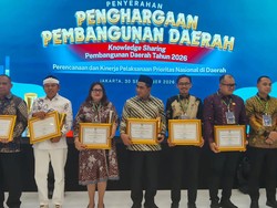 Sulsel Peringkat IV Penghargaan Pembangunan Daerah 2026