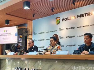 Polda Metro Bongkar Kasus Pembobolan Kartu Kredit Modus SMS Blast