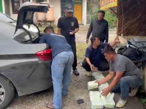 Sabu 50 Kg Disembunyikan dalam Mobil Mewah, 3 Kurir Ditangkap di Bakauheni