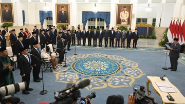 Prabowo Lantik Dewan Pertimbangan Presiden di Istana Negara
