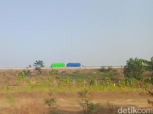 Pasutri Jadi Korban Tabrak Lari hingga Tewas Saat Ganti Ban di Tol Klaten