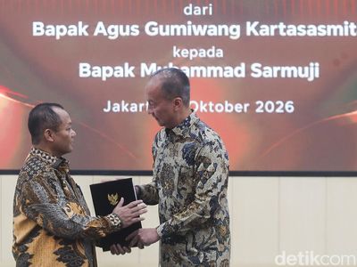 Sertijab Menteri Perindustrian, Sarmuji Gantikan Agus Gumiwang