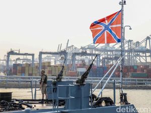 Kapal Perang Rusia Bersandar di Tanjung Priok, Ada Apa?