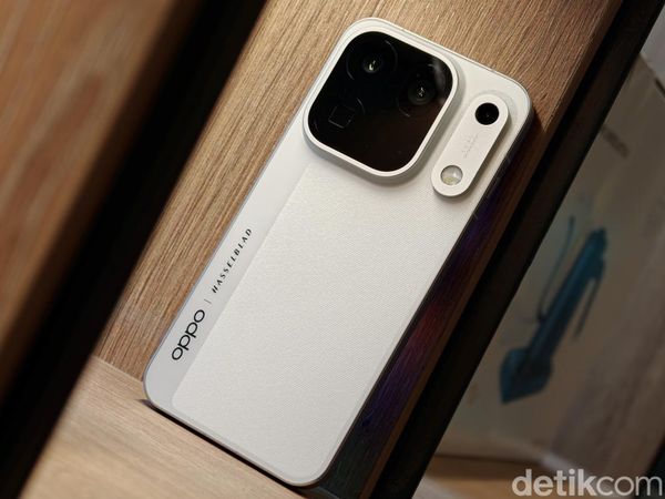 Unboxing Oppo Find X10 Pro Max Punya 3 Kamera 200 MP, Semoga Rilis di RI