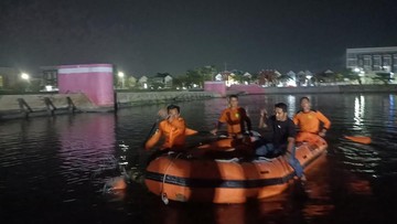 Bocah Kedua yang Tenggelam di Banjir Kanal Barat Semarang Akhirnya Ditemukan
