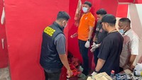 Wanita di Gresik Bacok Kekasih hingga Tewas, Korban Ternyata Anak Lurah