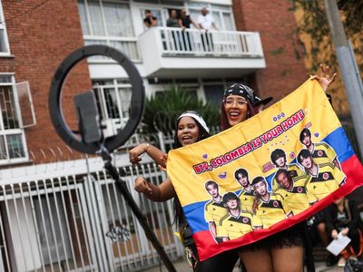 Ribuan Penggemar Antusias Sambut Konser Perdana BTS di Bogota