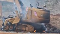 Duduk Perkara Warga Bakar Mobil-Ekskavator PT Askon Morowali