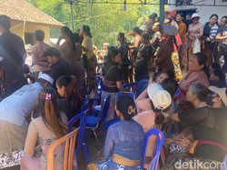 Keluarga Tuntut Hukuman Berat untuk Bos Pembakar Sopir Truk di Karangasem