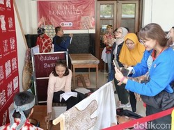 Hari Batik di Stasiun Sukabumi, Penumpang Kereta Bisa Belajar Membatik