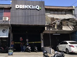 Toko Miras di Surabaya Disegel gegara Tetap Beroperasi Tanpa Izin