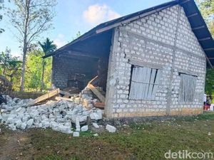 Update Gempa M 6,1 Sumba: 56 Rumah dan 13 Fasum Rusak