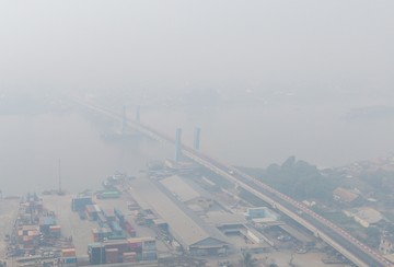 Dry Ice untuk Urai Asap Karhutla, Begini Cara Kerjanya - Infolitik