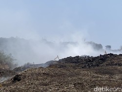 TPA Jatibarang Belum Padam Juga, 20 Persen Area Masih Terbakar