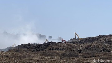 TPA Jatibarang Semarang Terbakar, Warga Keluhkan Gangguan Pernapasan