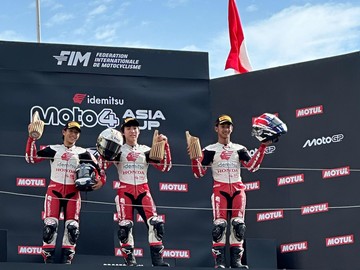 Merah Putih Berkibar di Sirkuit Motegi Jepang