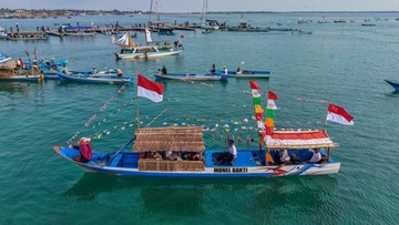 Ratusan Perahu Hias Ramaikan Laut Marina Togo Wakatobi