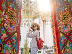 8 Jurus Hemat Traveling, Bisa Dapat Tiket Murah hingga Lounge Gratis