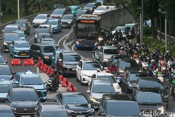 Jelang Final ASEAN Cup, Lalin Sudirman Arah GBK Mulai Padat