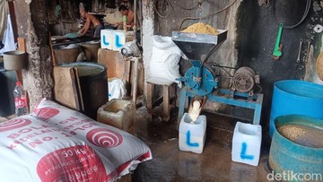 Bukan dari Tahu, Perajin Kini Bertahan dari Penjualan Ampas dan Limbah Kedelai