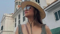 Momen Sarah Azhari Terbuai Pesona Kota Tua