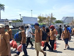 Malaysia Deportasi 21 PMI ke Parepare karena Judi dan Overstay
