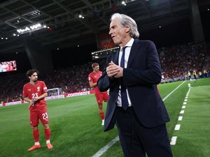 Publik Portugal Lebih Bela Jorge Jesus Ketimbang Ronaldo