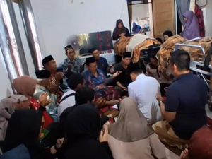 Anak Korban Pembunuhan Sekeluarga di Lampung Ijab Kabul Depan Jenazah Ortu