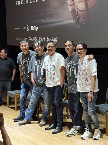 Ungu Bawa Lesti Kejora Sampai Rossa di Konser 30 Tahun