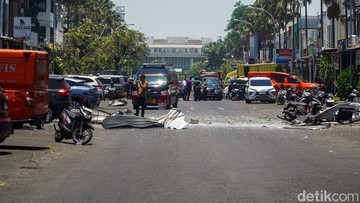 Dampak Ledakan Gas di Ruko Pakuwon City Surabaya