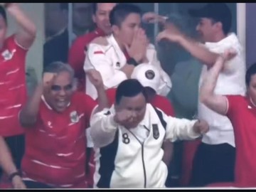 Viral Gaya Prabowo Saat Timnas Juara, Seskab: Selebrasi Power Ranger