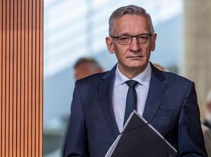 Intelijen Jerman Peringatkan Risiko Konflik Bersenjata dengan Rusia